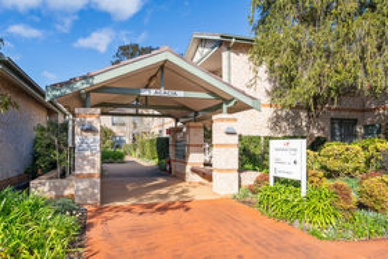 Open plan living with garden outlook