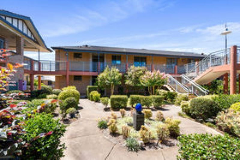 Stylish 2-Bedroom Retirement Unit - Comfort & Community Living