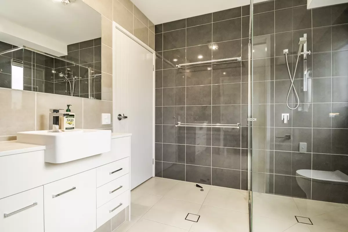 Well Presented 3 Bedroom Modern Home