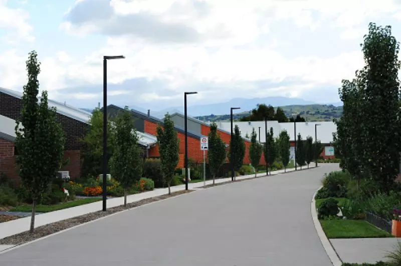 Newly refurbished 2-bedroom villa | Uniting Amala