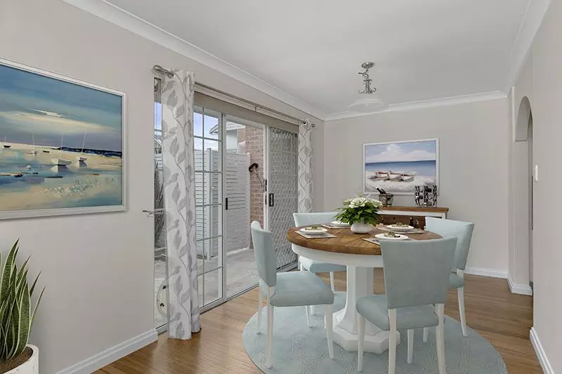 Rarely available 2 bedroom, spacious, immaculately presented ground floor villa