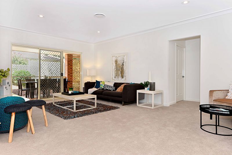 East facing enclose sunroom, perfect for the Entertainer