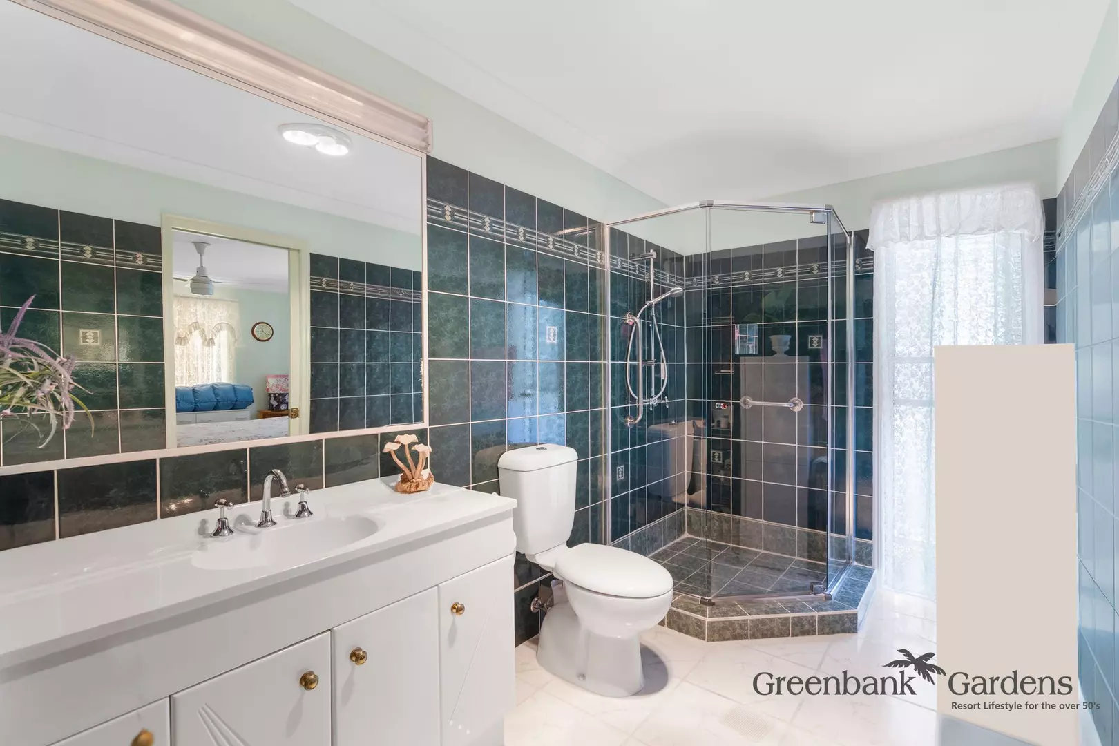 Beautiful 3-bedroom Home - GREENBANK GARDENS