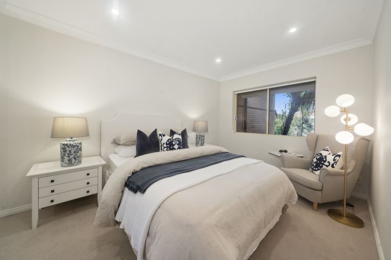 Light and bright two-bedroom residence