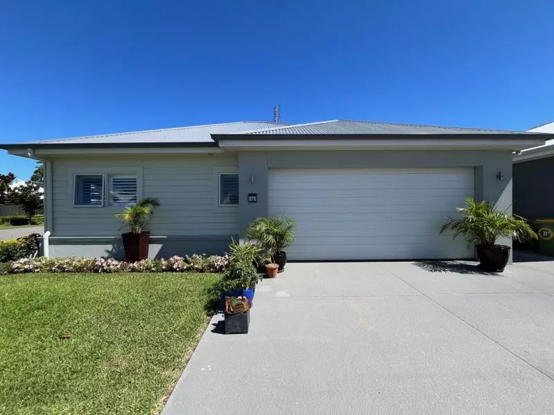 Rare Plantation Beauty