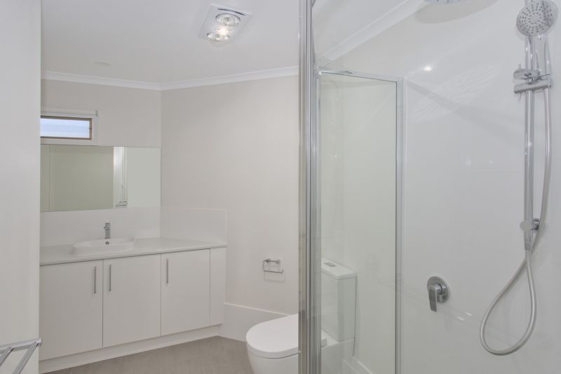 2/349 Ocean Drive, Laurieton