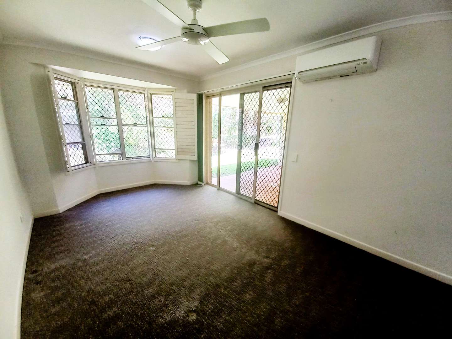 Large 3 bedroom Unit now available