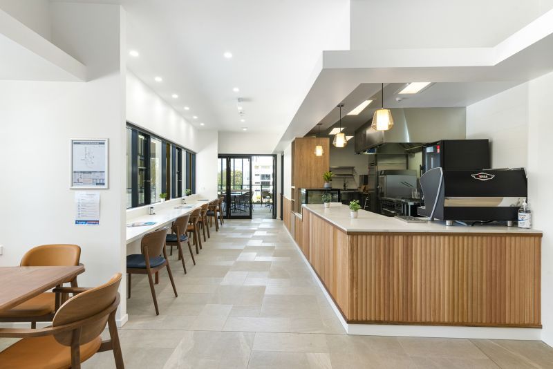 Abundantly lit north-facing apartment on the Gold Coast