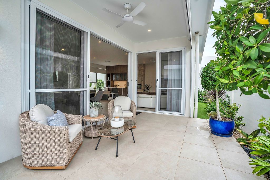 Luxury Living at Palm Lake Resort Pelican Waters