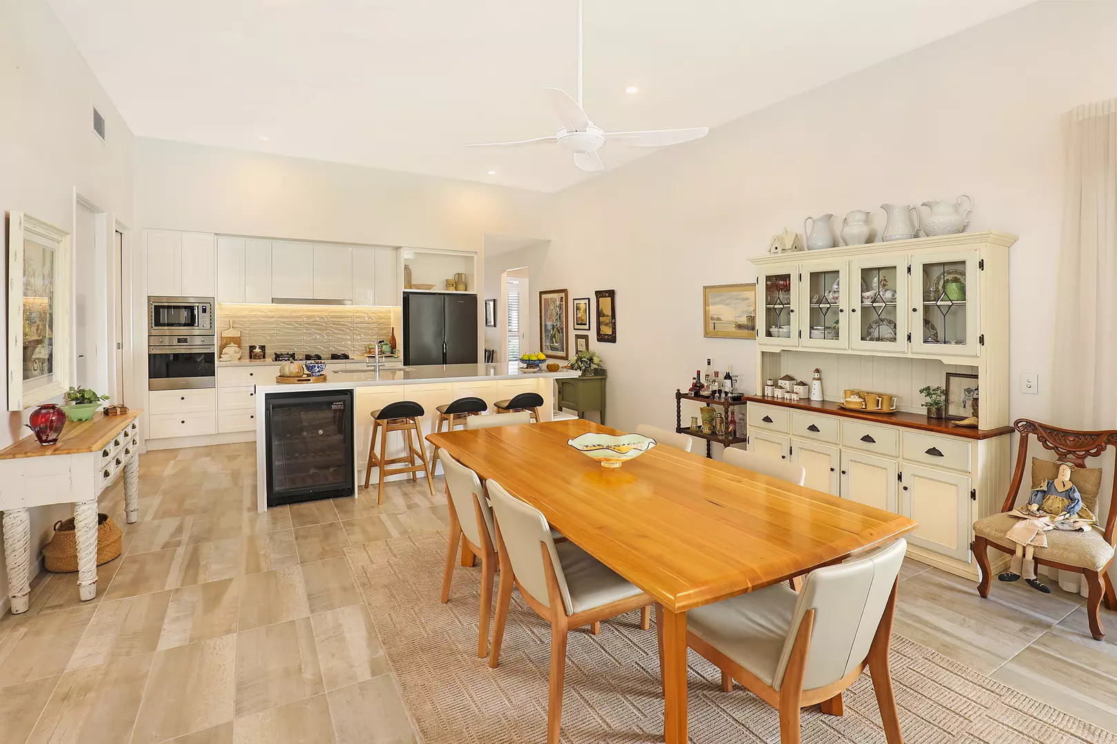 Not Just a Villa, It’s the Gem Life Pinnacle! - V98 GemLife