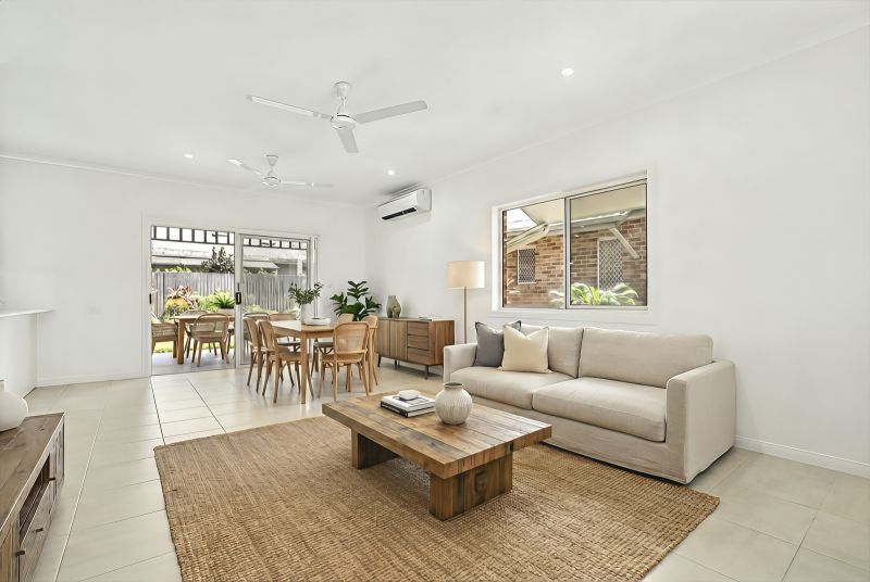 Two bedroom villa in quiet cul-de-sac