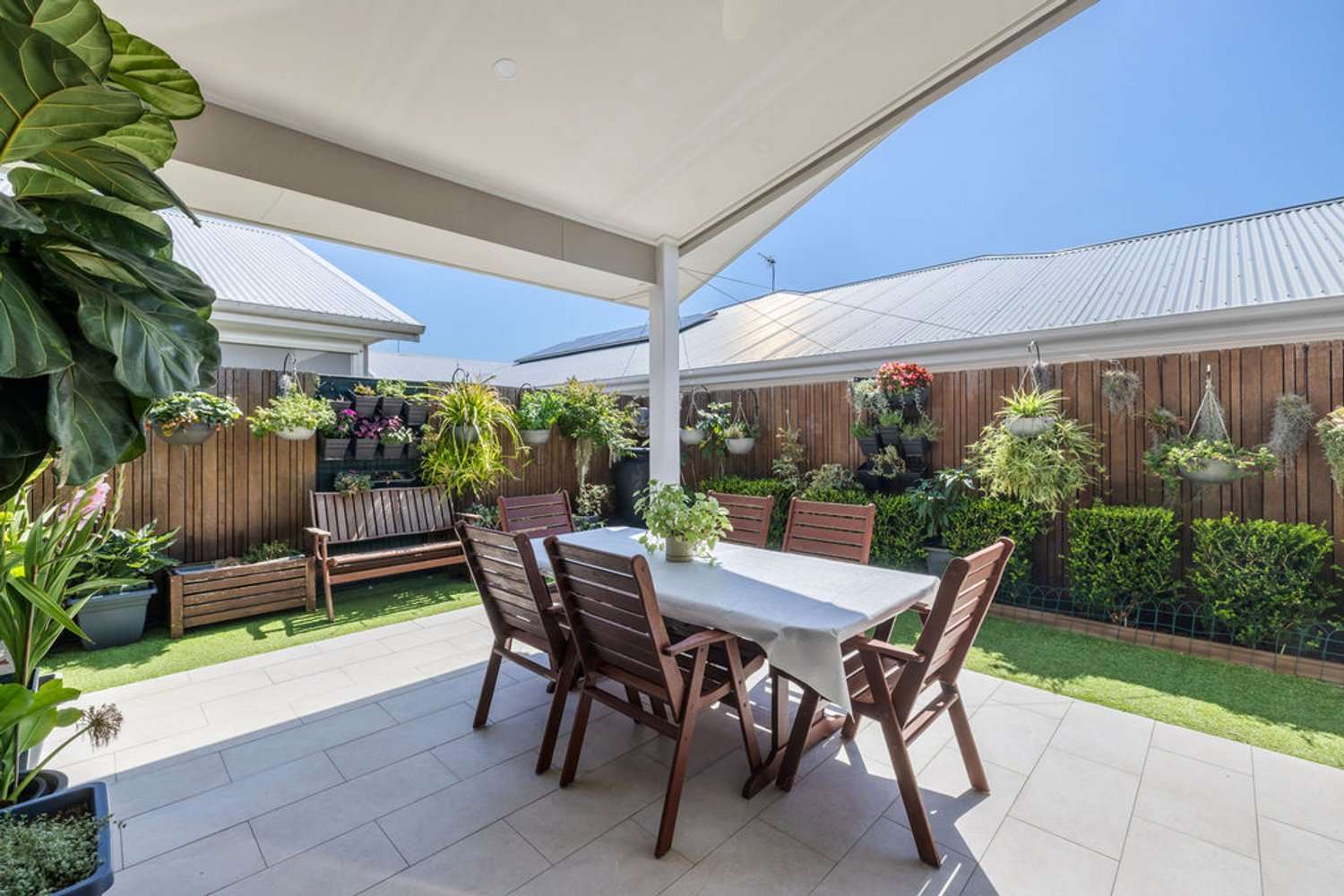 Unique Design - Spacious Luxury Living with Private Bushland Outlook