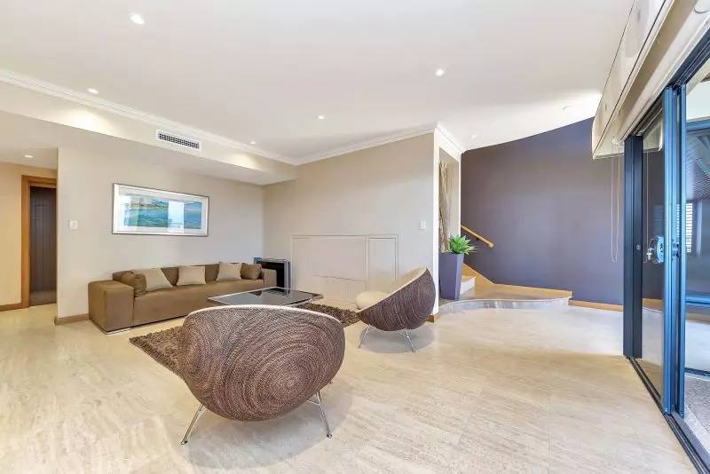 Absolute Beachfront!