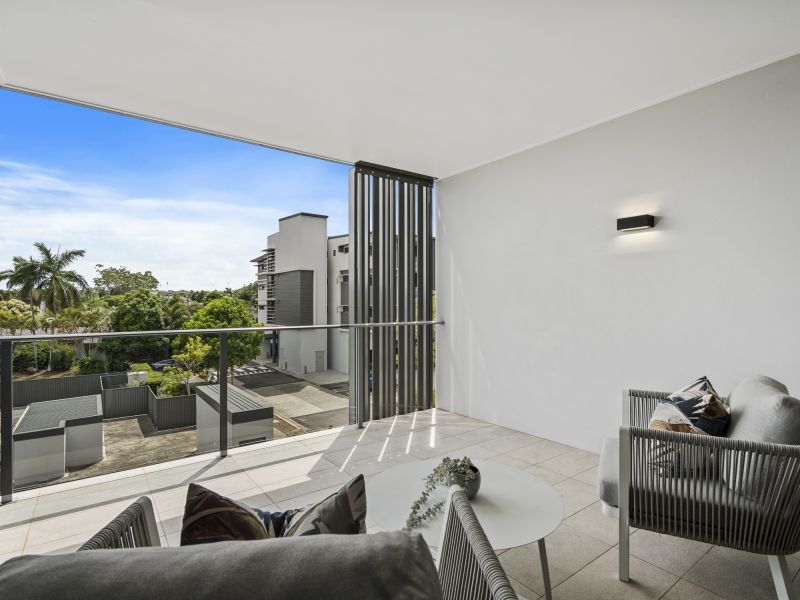 Open-plan two-bedroom apartment