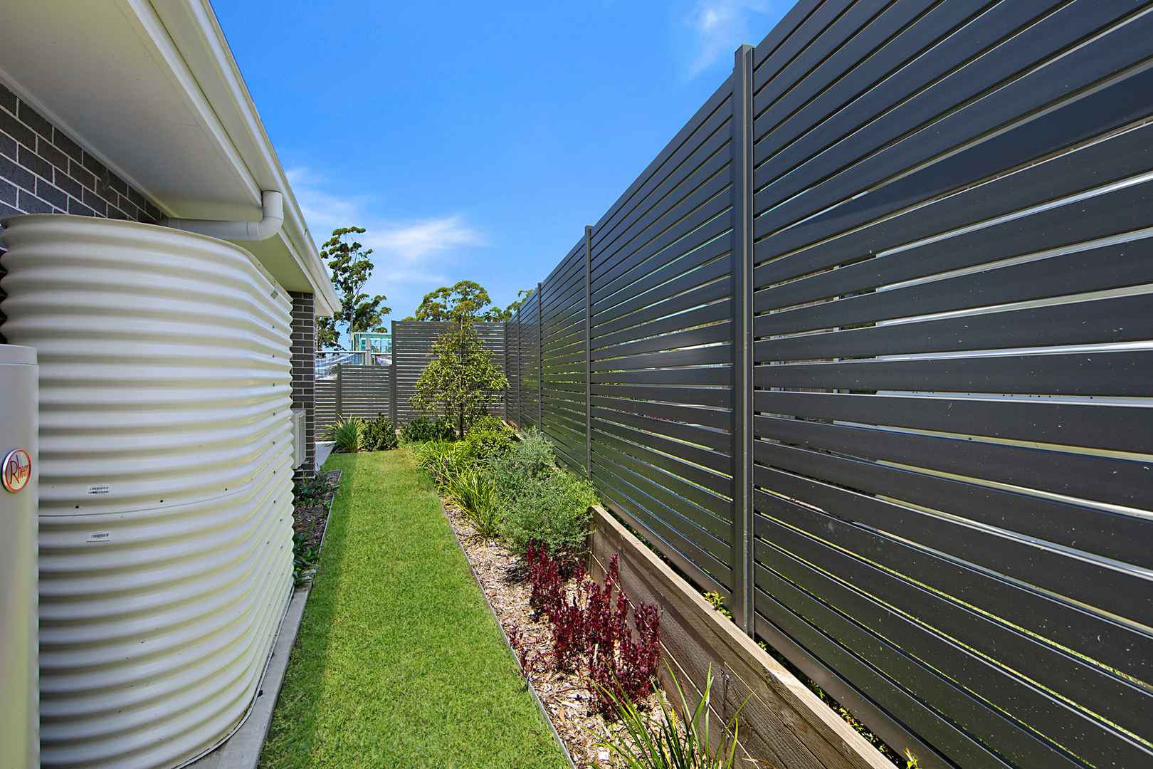 Spacious 'Hawkesbury' villa design