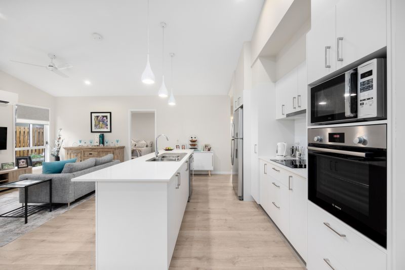 Modern Two Bedroom Home + Study