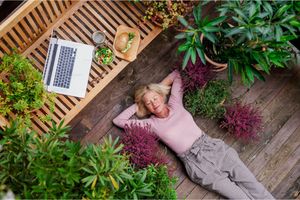 Urban living vs country life for retirees