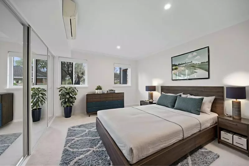 UNDER OFFER - Impressive Ground Floor Apartment