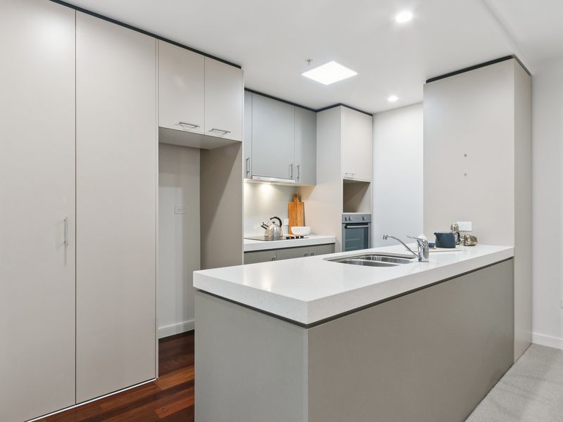 Bright and Modern Apartment in Prime Brighton Location