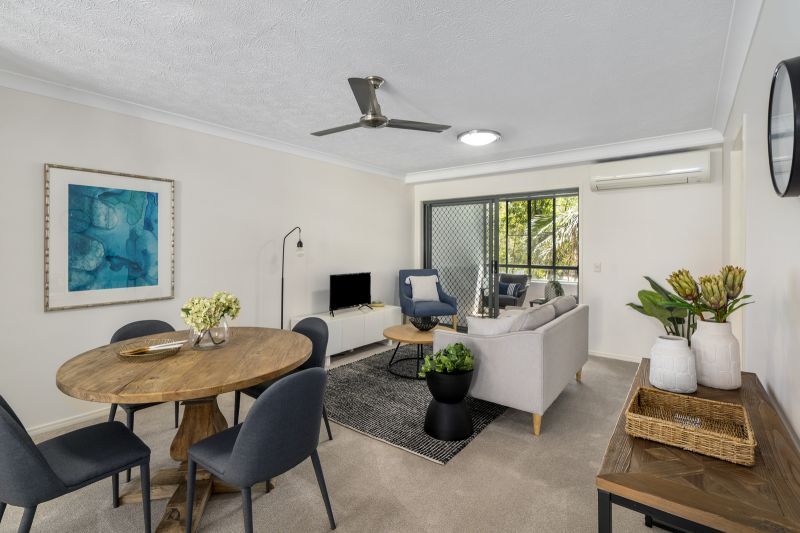 Spacious two-bedroom villa close to community centre