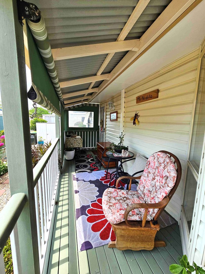 UNDER OFFER - a big deduction for URGENT SALE!- 