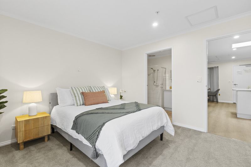 Fresh Finish, Ideal Location