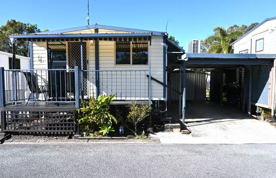 Royal Pacific Residences - Over 50's 'Pet Friendly' Residential Park