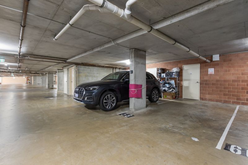 Stunning Views, Central Living!