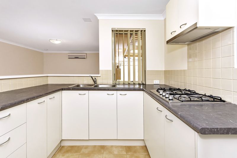 ARCADIA WATERS MADDINGTON - Light & Bright, Ready to Move In...