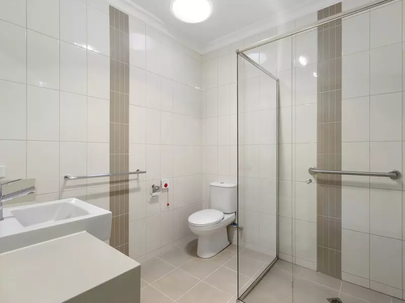 Elegant Three-Bedroom Villa Opposite the Community Centre