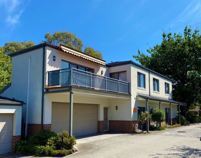 Three bedrooms & a double car garage - this one's for you!