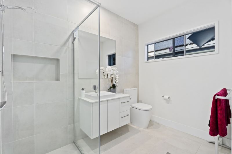 Site 365 - Established Berwick H6