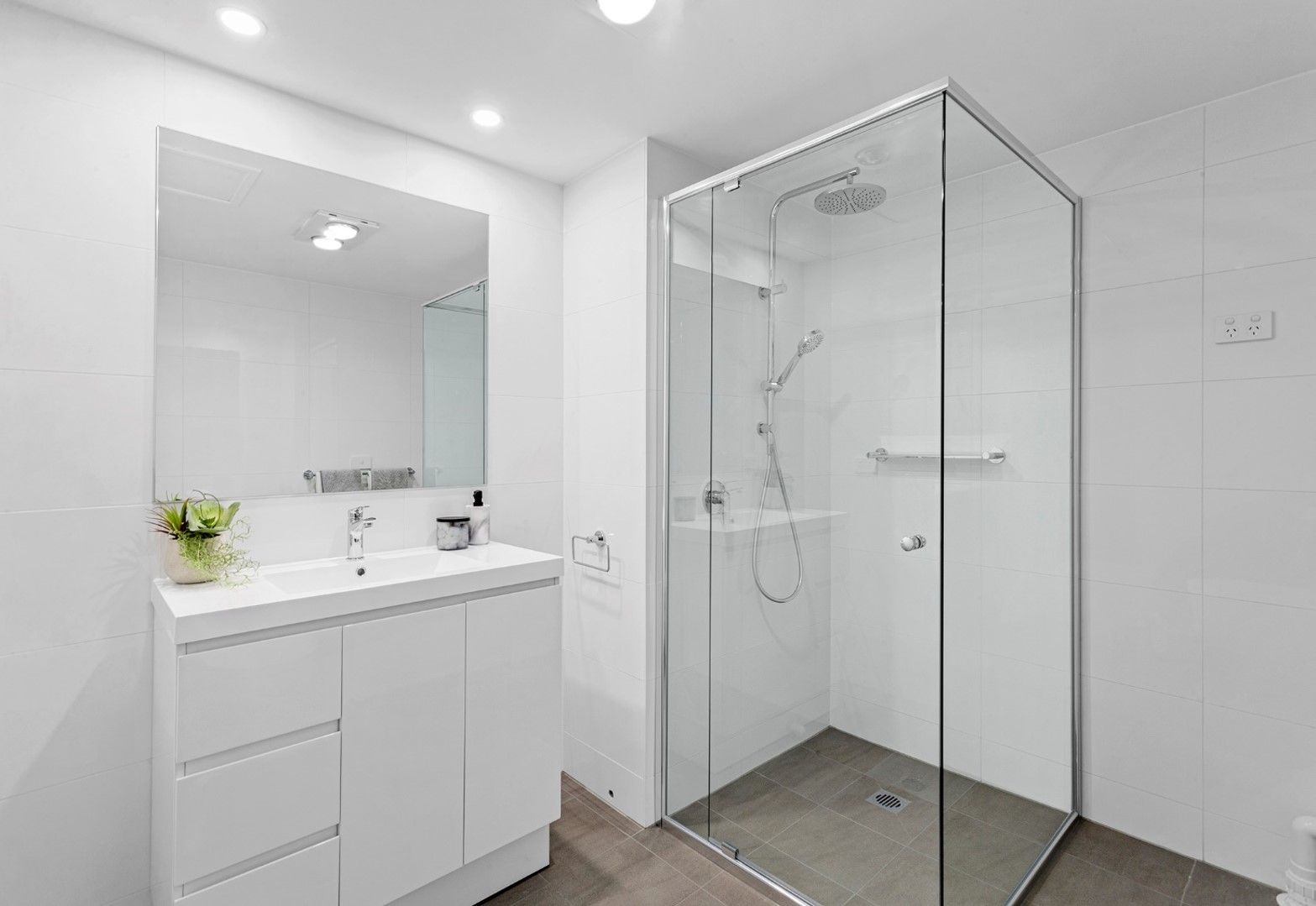 513/6 Jersey Place, Cromer