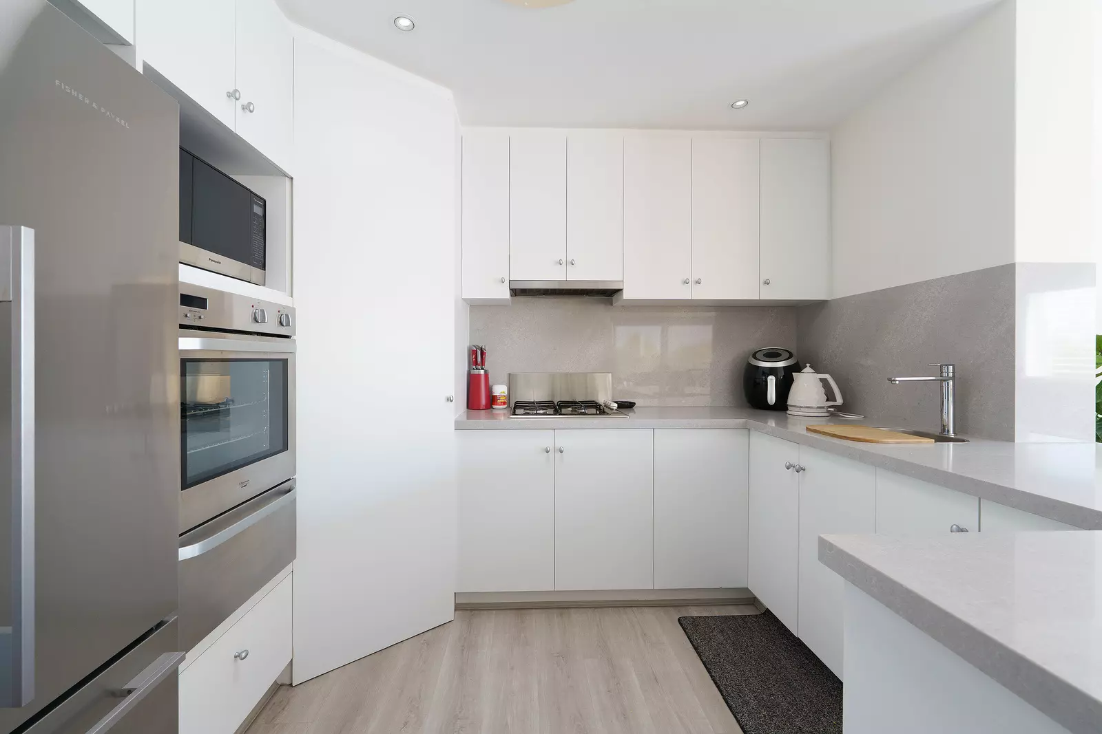 Stunning apartment, ready to move in to!