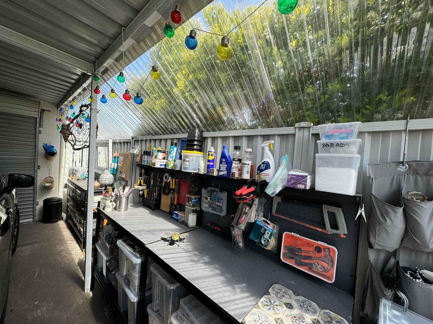 OVER 50'S LIFESTYLE LIVING - READY TO MOVE IN! 