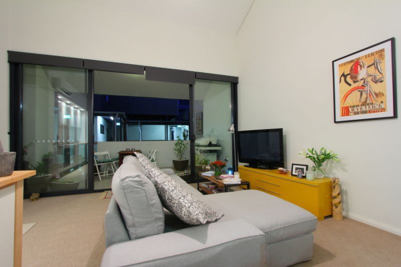 Terrace Loft In Warehouse Development