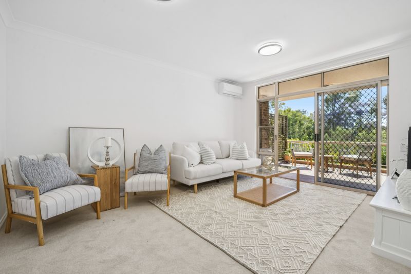 Light-filled villa with stunning bush view