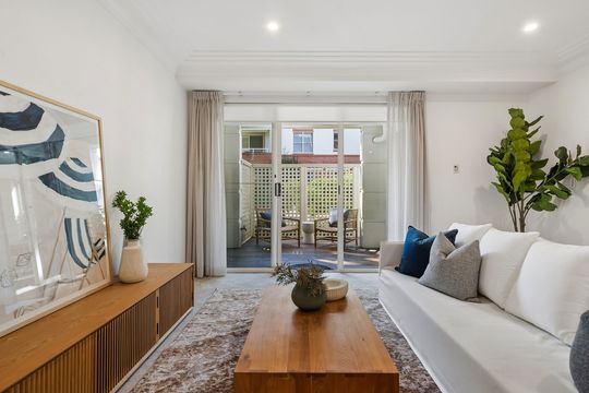 Elegant two-bedroom apartment with dual outdoor spaces