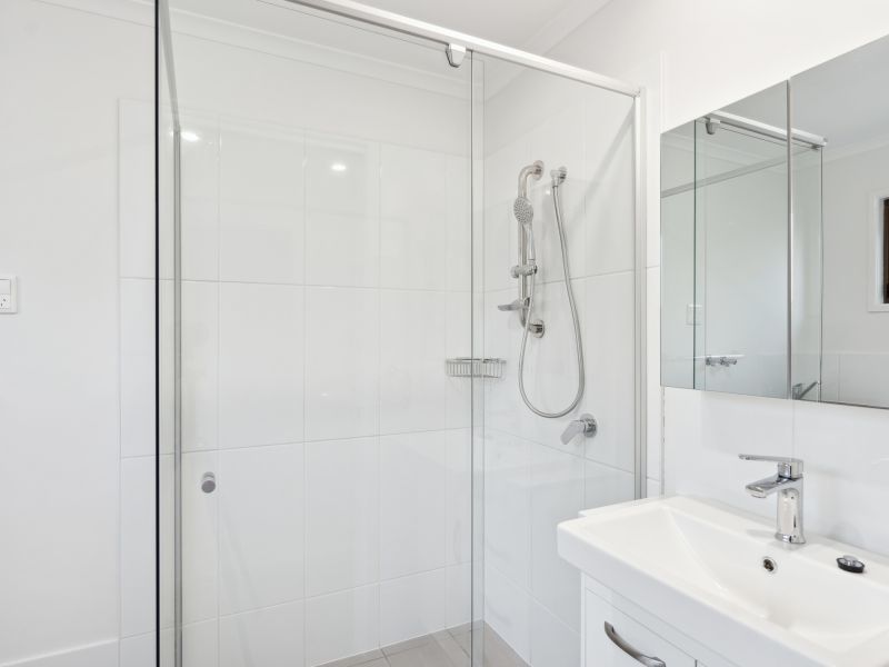 Spacious and bright one bedroom villa