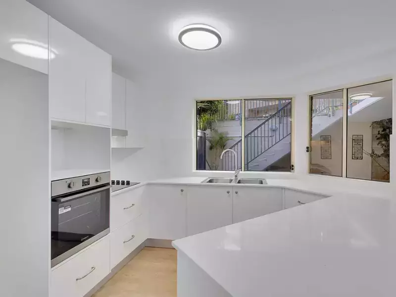 Aveo Minkara Resort Apartment 111 : Ground Floor 2 Bedroom Apartment with Courtyard & Balcony