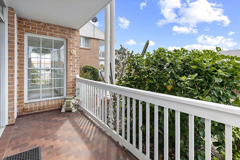 Exquisitely  renovated corner ground floor unit close to the clubhouse