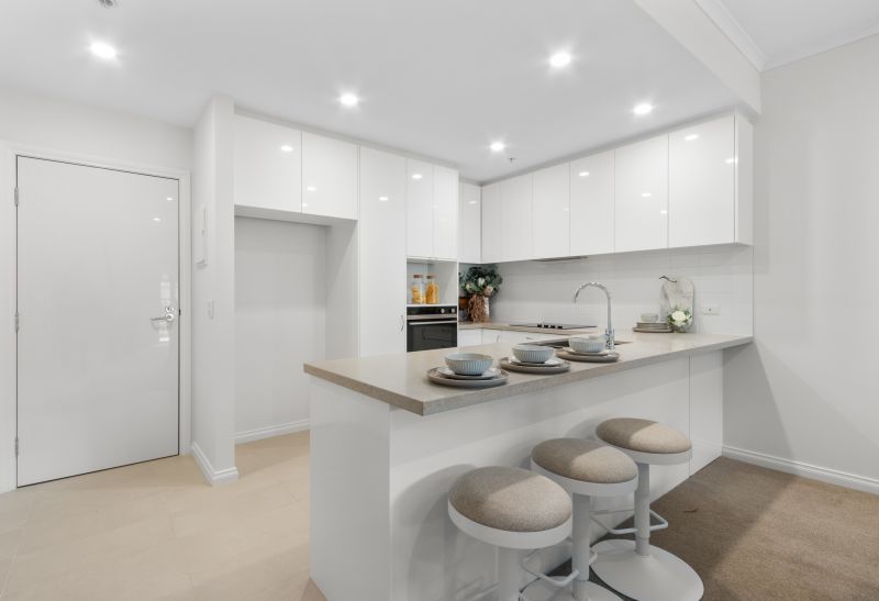 Stylish one-bed ground-floor apartment with outdoor space