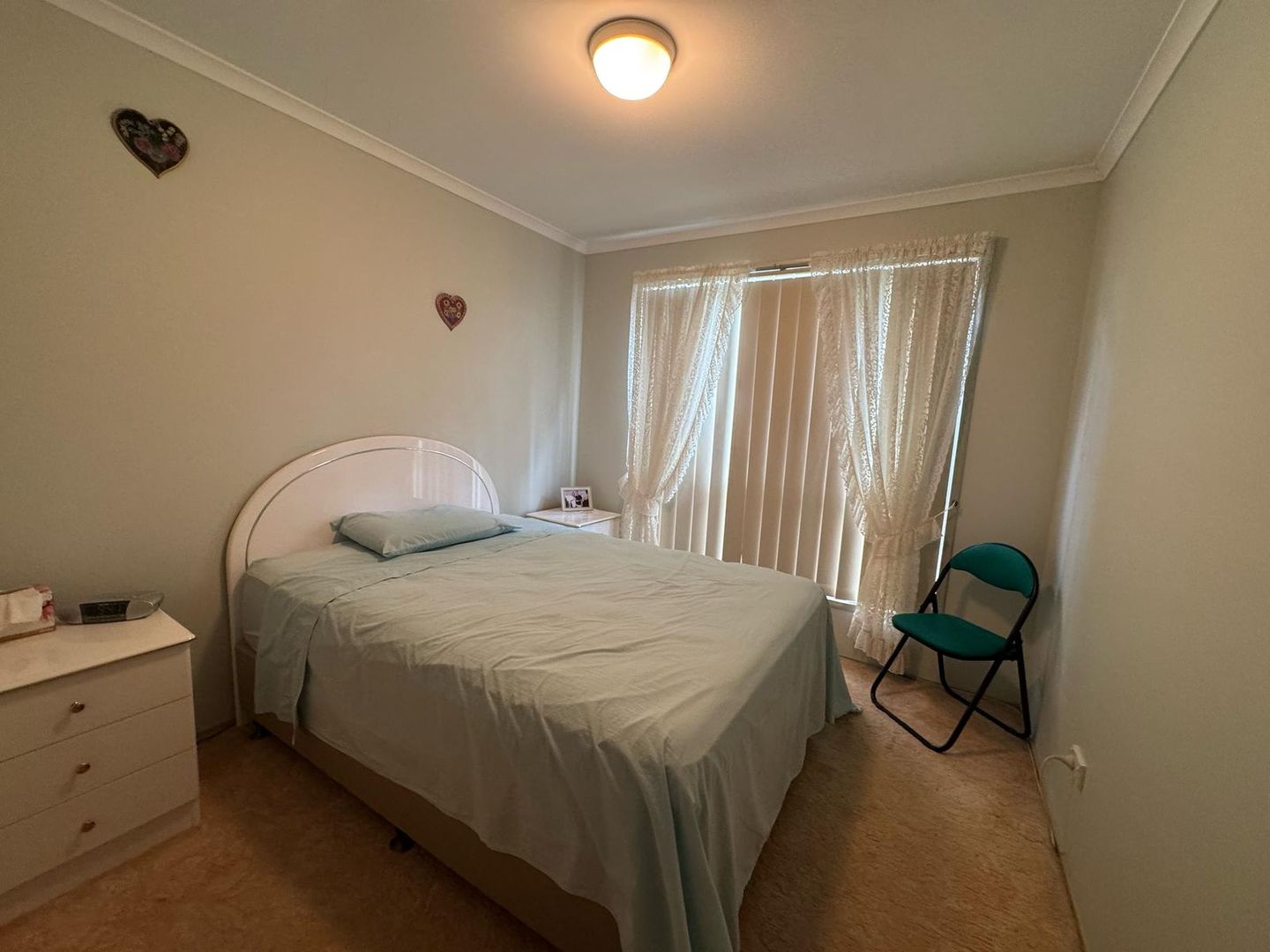 Ready to move ?  2 Bedroom + Study - Fully Fenced for your pets!