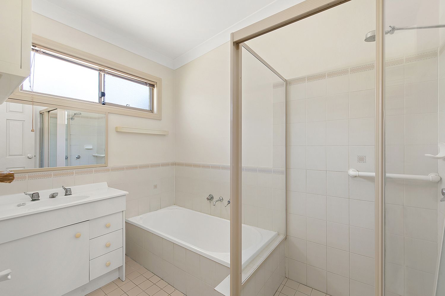 Lifestyle Plus! Beautiful Presentation!