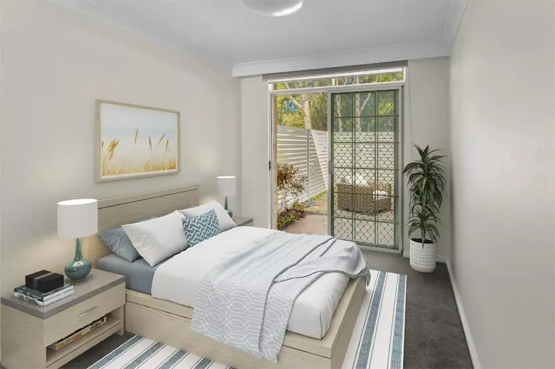 Newly renovated ground floor unit with easy access, large rear courtyard, close to the clubhouse.