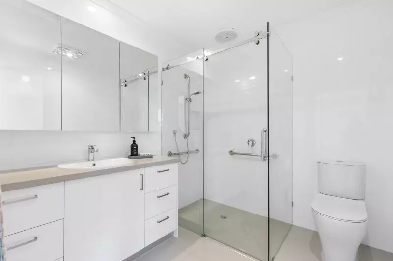 2-bed villa close to the community centre