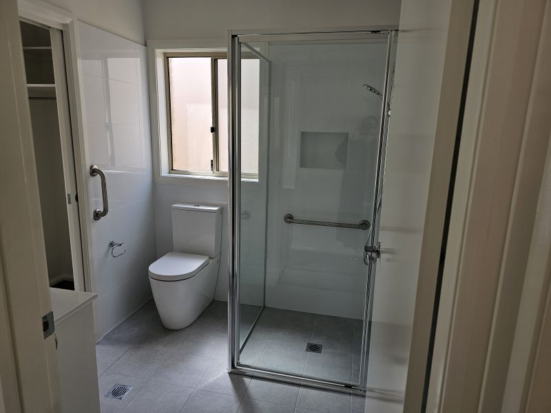 1 Bedroom + Sunroom and QLD room. North facing Lounge.