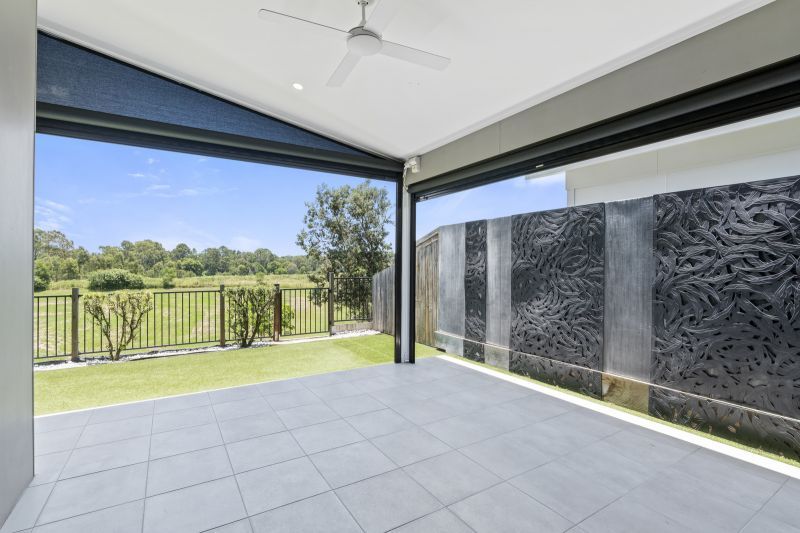 Private and Peaceful Home - with Breathtaking Views!