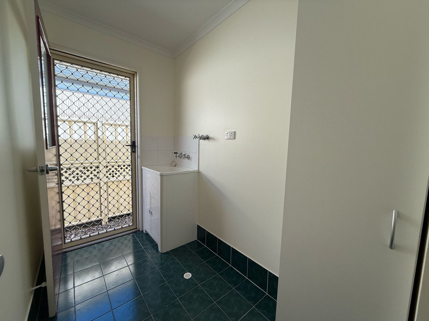 Bigger than your standard 2 bedroom home in an Over 50's complex