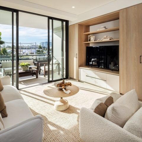 Generous 1-bedroom apartment with your own private balcony